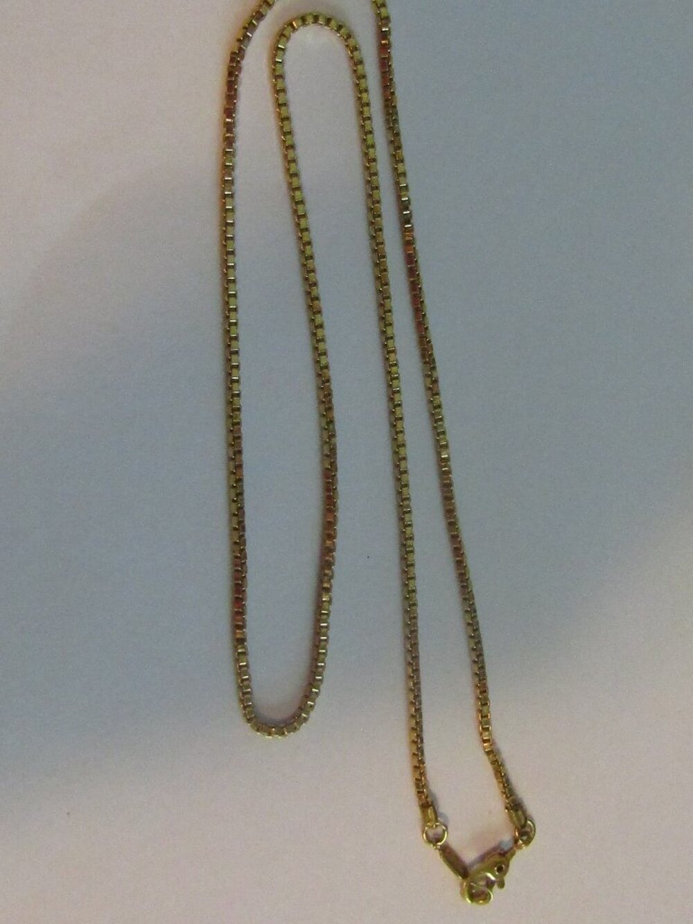 Classic Vintage Signed MONET Gold Tone Chain Necklace – 18” Box Link
